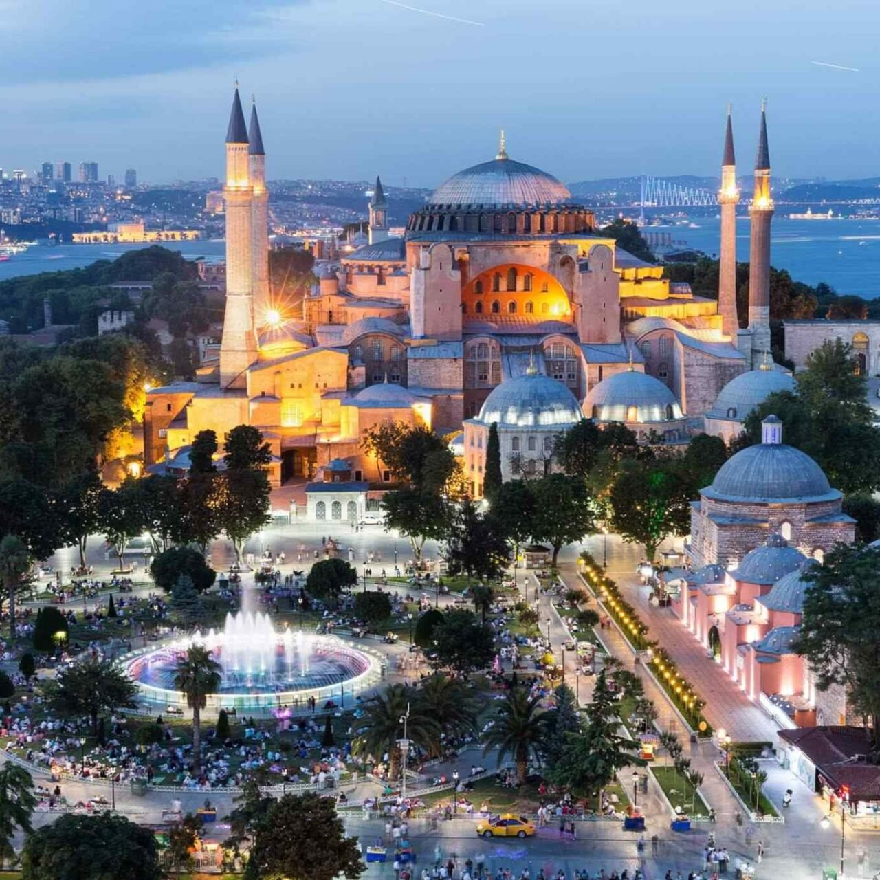 https://moroccotourspackage.com/wp-content/uploads/2018/09/destination-istanbul-02-2-1280x1280.jpg